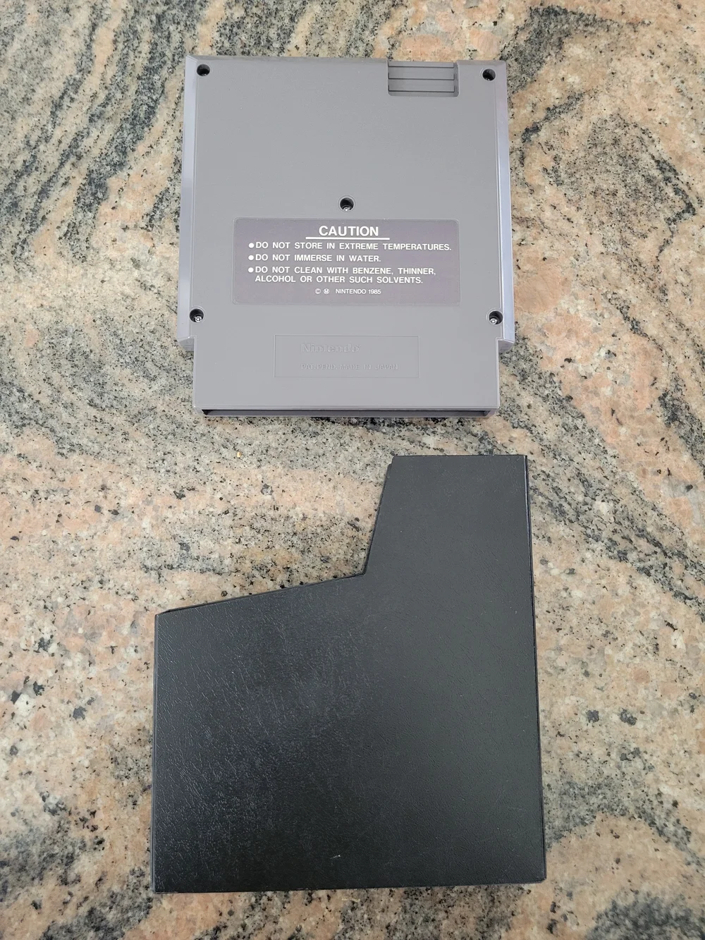 Nintendo (NES): Kid Niki Radical Ninja Game & Sheath (Premium - 5 Screw Version)